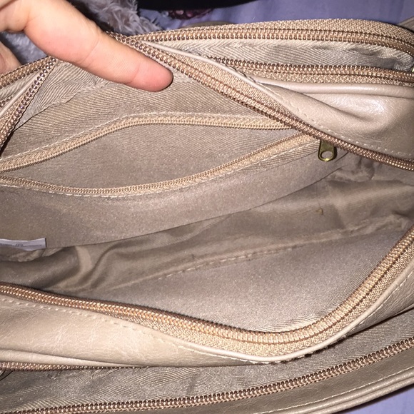 Purse - Picture 5 of 8